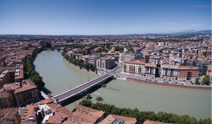 Verona-Panoramic-Wall-Mural