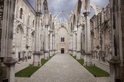 The-Ruins-of-Carmo-Convent-Portugal-Wall-Mural