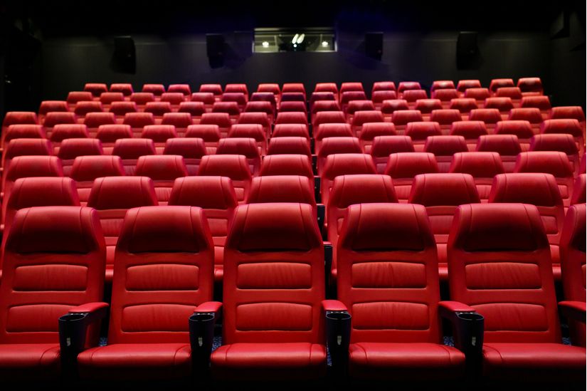 Red leather discount movie theater seats