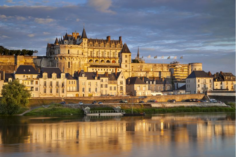 Chateau-Amboise-Wallpaper-Mural