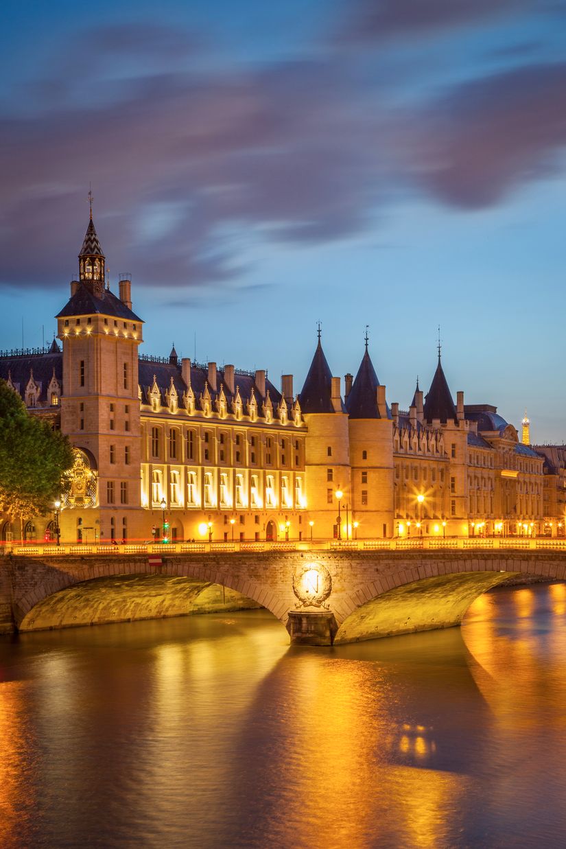 The-Conciergerie-at-Twilight-Wall-Mural