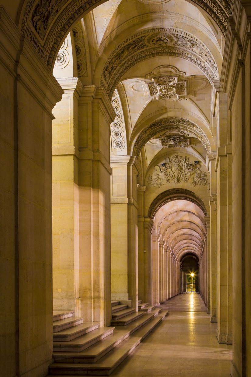 Louvre-Walkway-Mural-Wallpaper