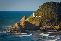 Heceta-Head-Lighthouse-Wall-Mural