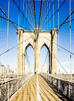 Brooklyn-Bridge-Mural-Wallpaper