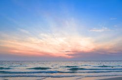 Pink-Sunrise-At-Sea-Wallpaper-Mural