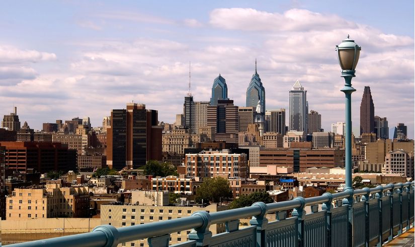 Philadelphia Skyline Mural Wallpaper - Murals Your Way