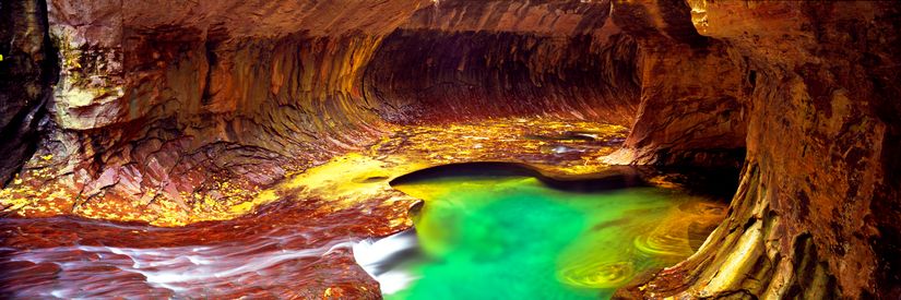 Rock-Formations-In-A-Slot-Canyon-At-Zion-National-Park-Wallpaper-Mural