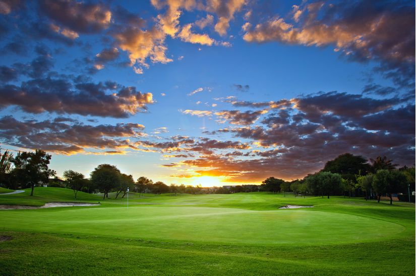 Sunset-Over-Golf-Course-Wall-Mural
