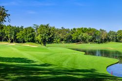 Thailand-Golf-Course-Mural-Wallpaper