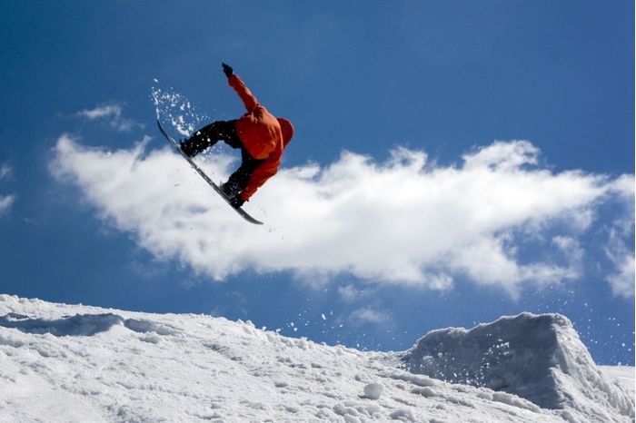 Wandtattoo Snowboarder Jump #124A – 60x66 Cm Schwarz, Selbstklebend & Leicht Entfernbar