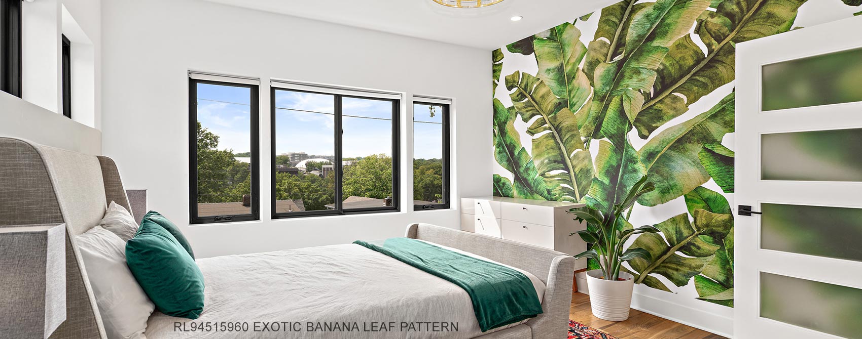 Exotic Banana Leaf Pattern Wallpaper in bedroom